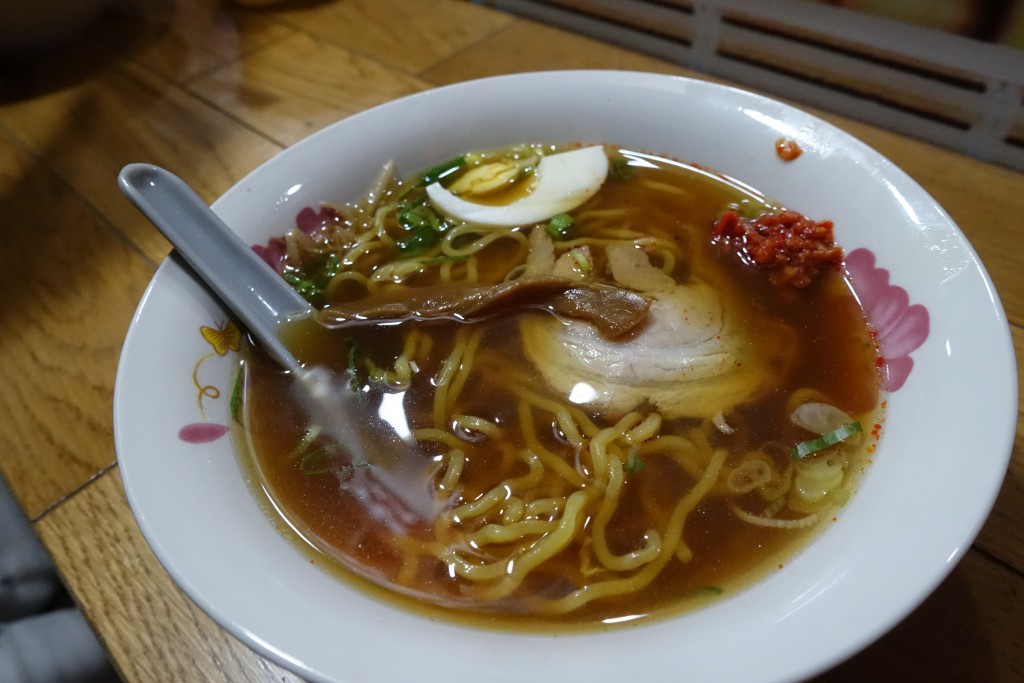 神楽ラーメン(100ペソ)