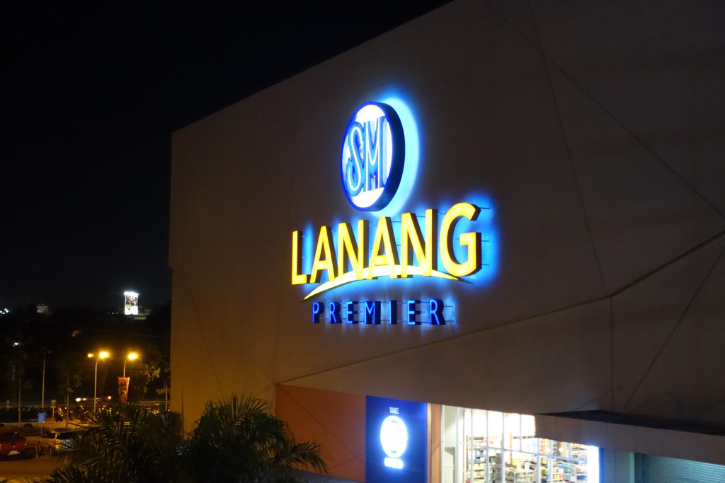 SM LANANG PREMIER